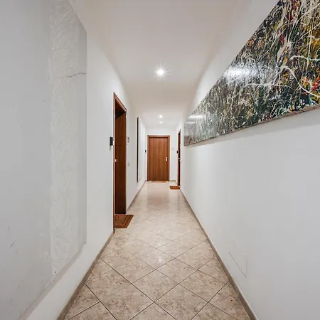 Appartement Mutina 6 *